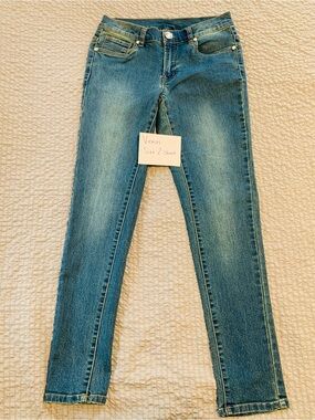 VENUS Blue Wash Women's Skinny Jeans